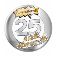 Button XL - 25 jaar getrouwd Button XL - 25 jaar getrouwd